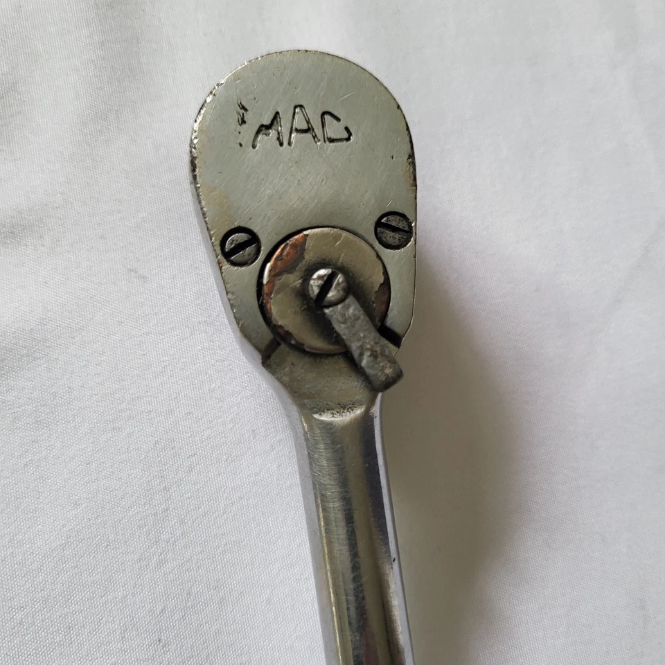 MAC Tools XR8 F4 3/8” Drive 7-1/2” Long Ratchet USA Made - Image 2 of 4