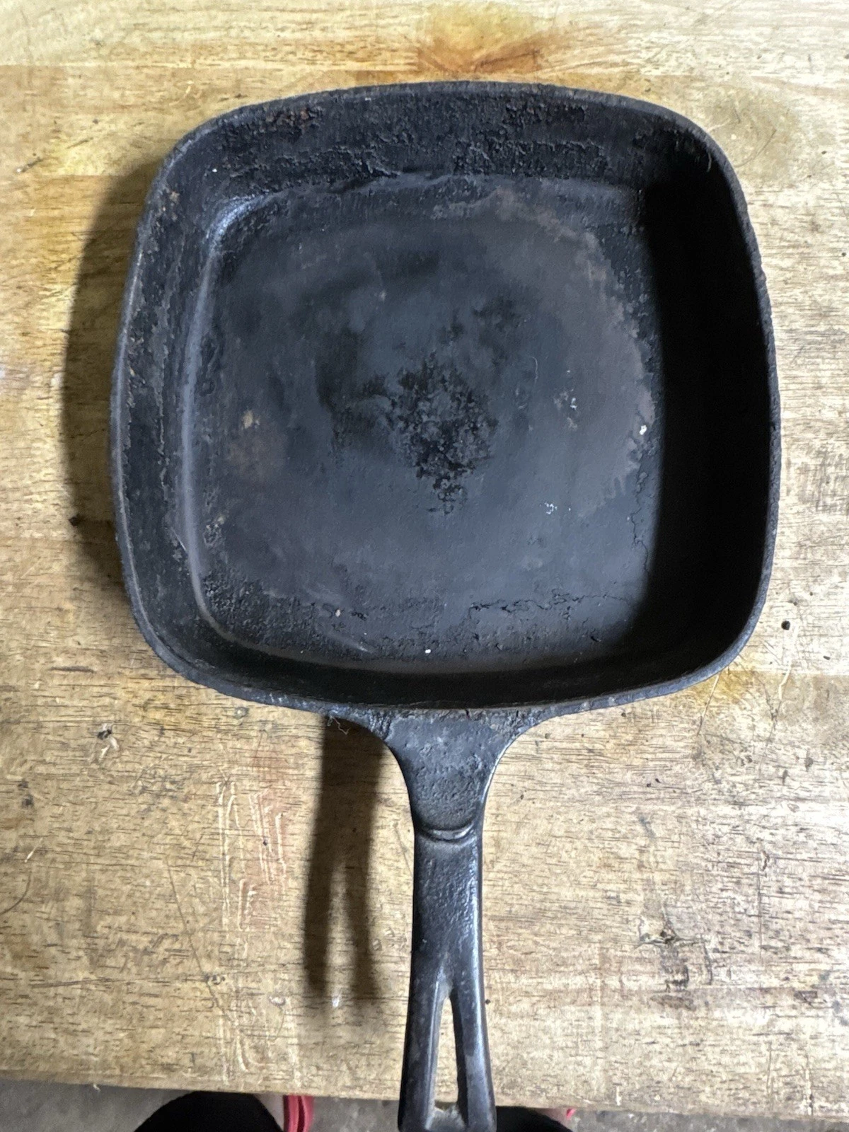 Wagner Ware Sidney 0 Cast Iron 9.5" Square Skillet