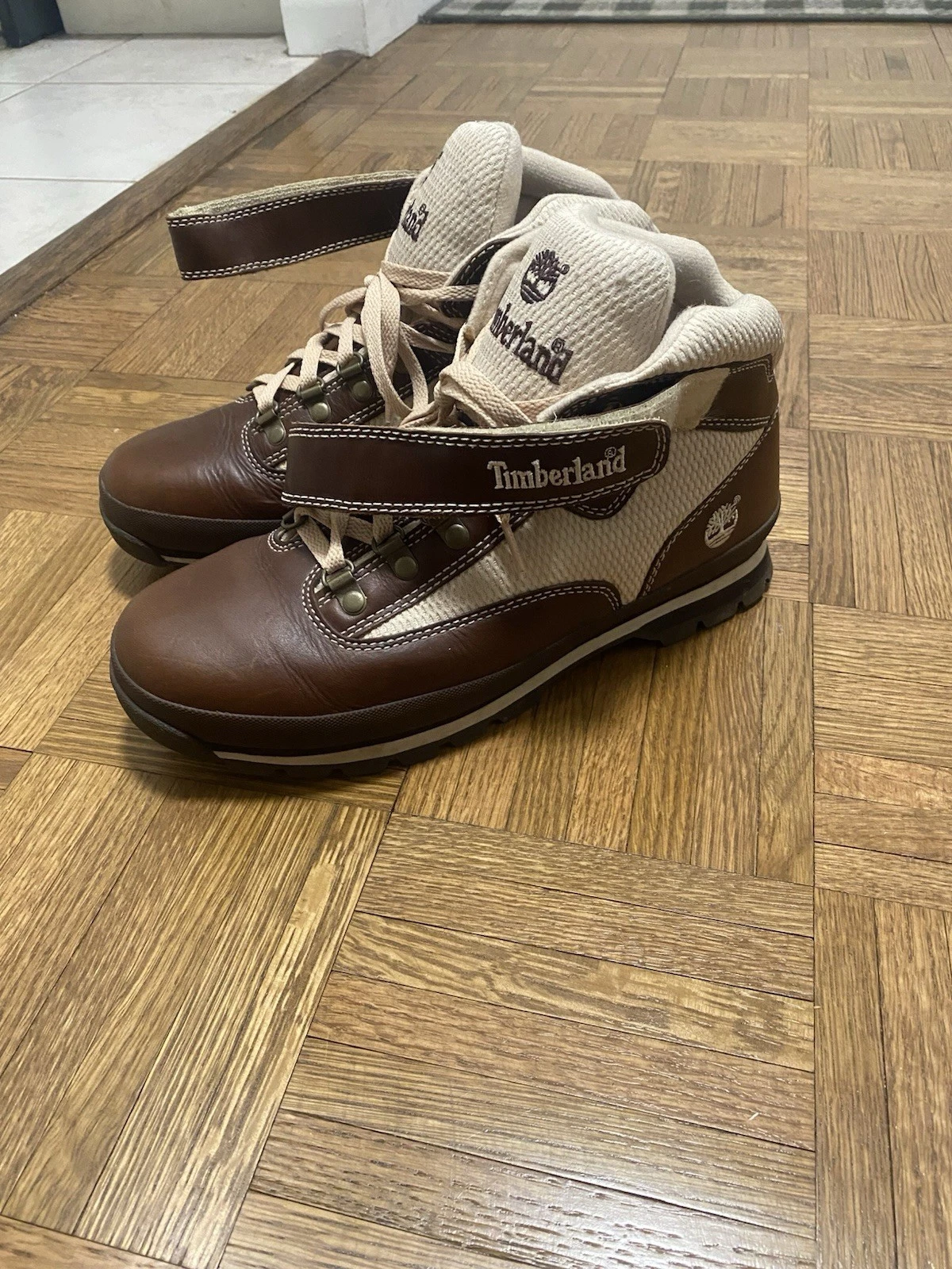 Timberland Men's Size 9.5 Leather Boots Brown/Cream Need New Soles No Orig Box