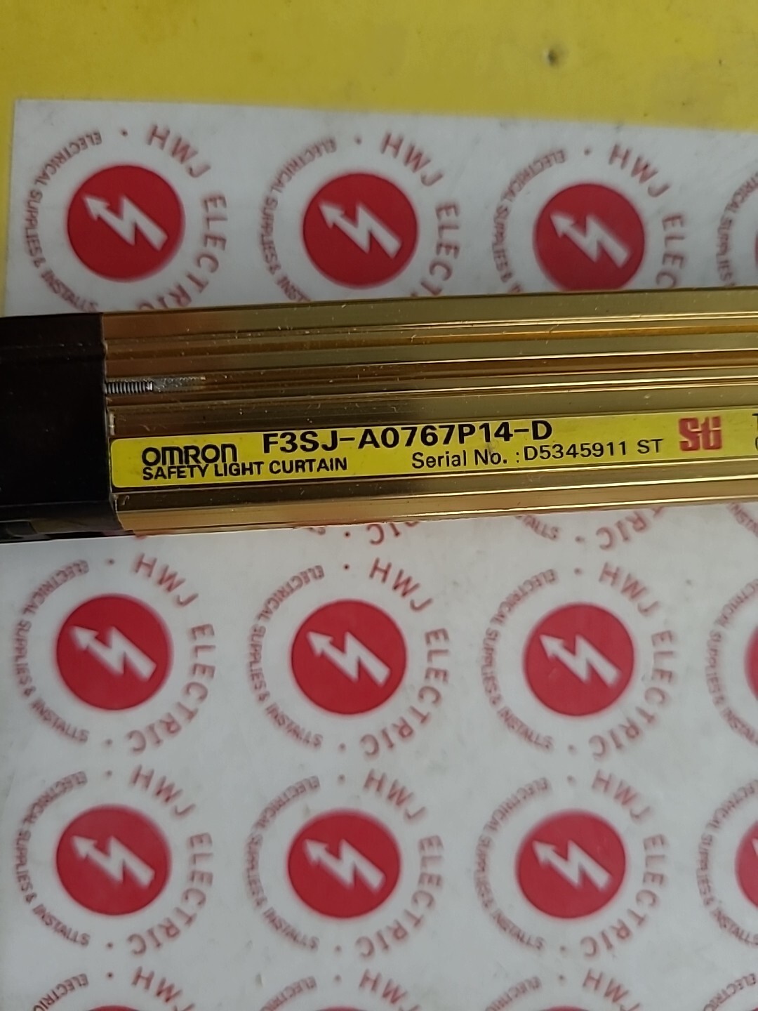 OMRON F3SJ-A0767P14-D, SAFETY LIGHT CURTAIN