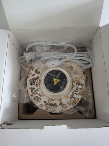 RETIRED SCENTSY ENGLISH BREAKFAST GOLD LEAF TEA CUP & SAUCER ELECTRIC WARMER - Picture 6 of 8