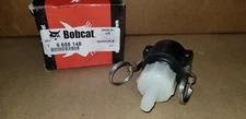 Bobcat 6658148 quick coupler with adapter