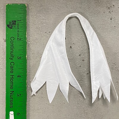 KC-SFL-WHT: 1/12 scale Long White Fabric Wired Scarf (No figure)
