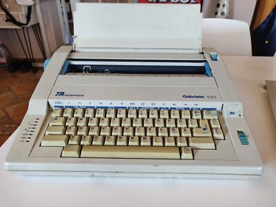 Triumph-Adler Gabriele 100 DS Electronic Typewriter Vintage | eBay