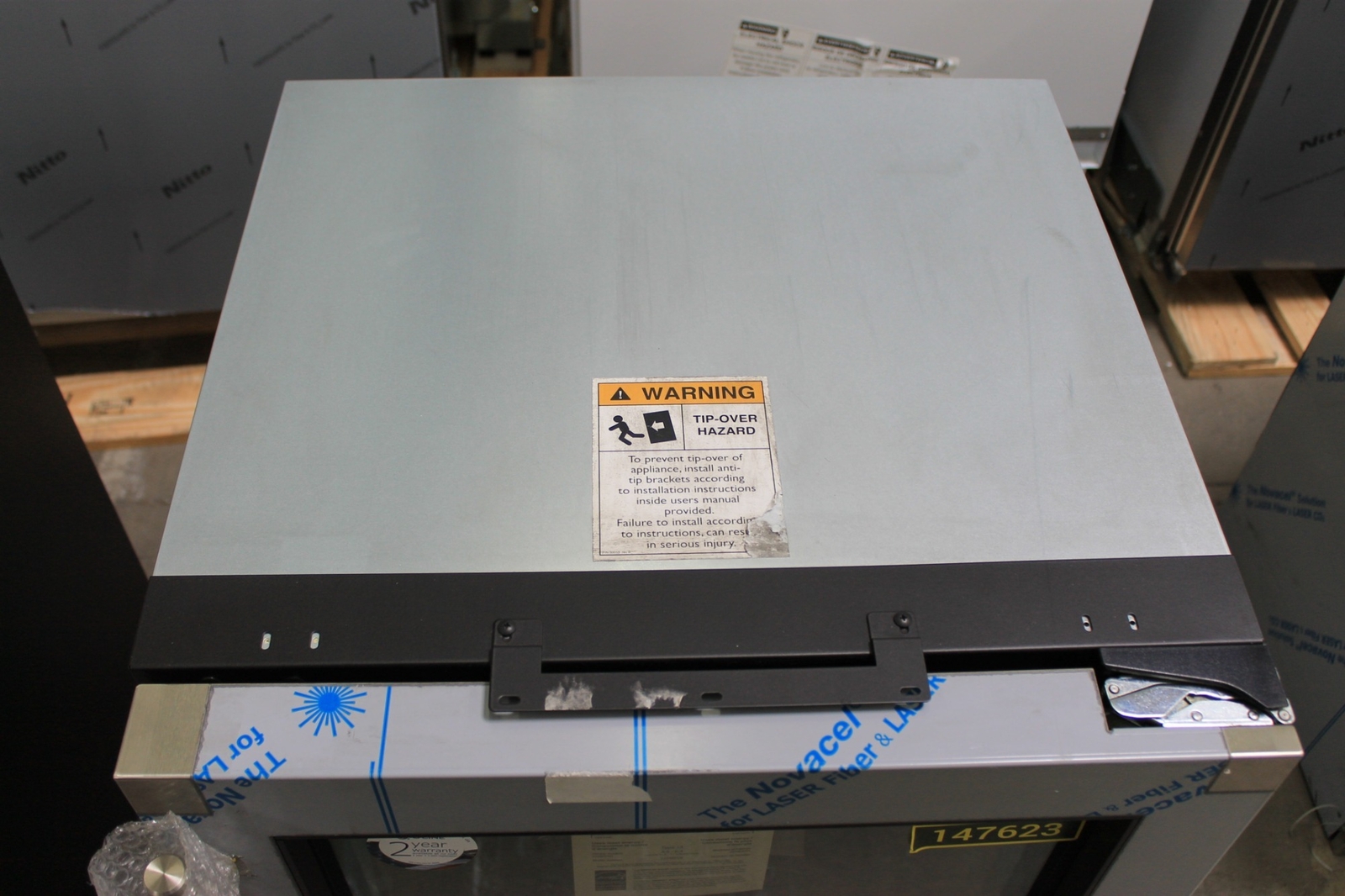 U-Line U2224BEVS00B 24" Stainless Built-In Beverage Center NOB #147623