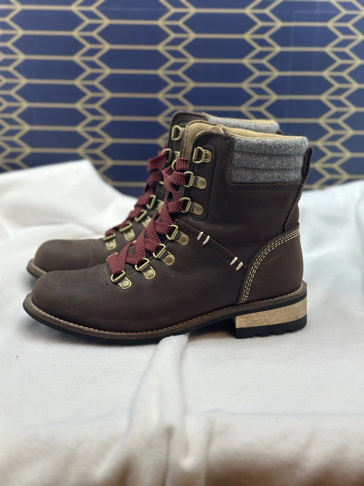 Bota de Senderismo Gorpcore Kodiak Para Mujer Encaje Rojo Talla 5 -Cuero -Impermeable -Estelar Foto 2 de 4