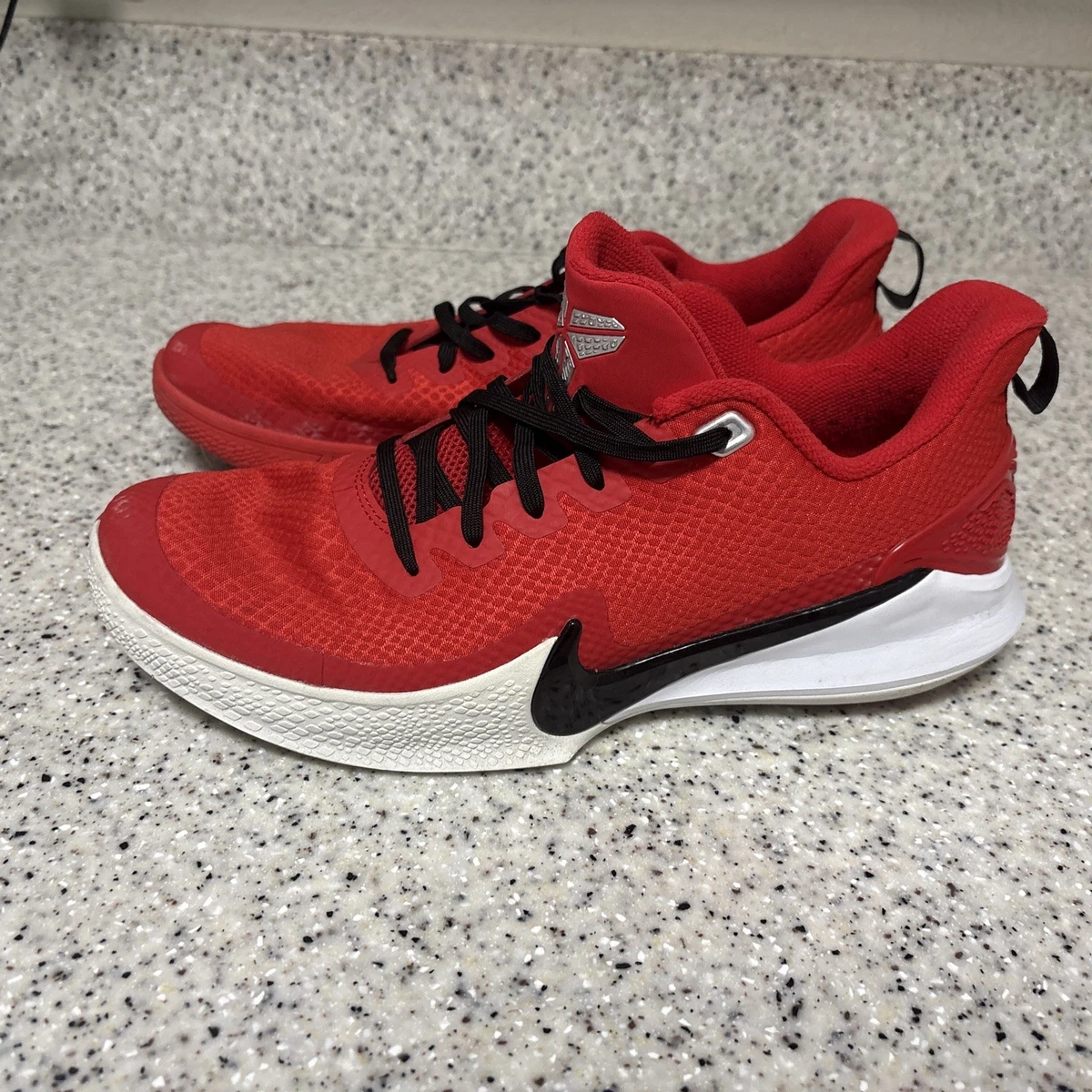 Preços baixos em Nike Mamba Focus TB Black | eBay