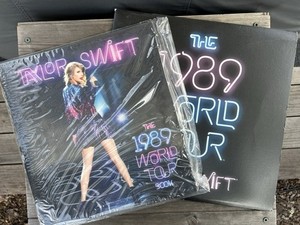 Taylor Swift 1989 Tour Book | eBay