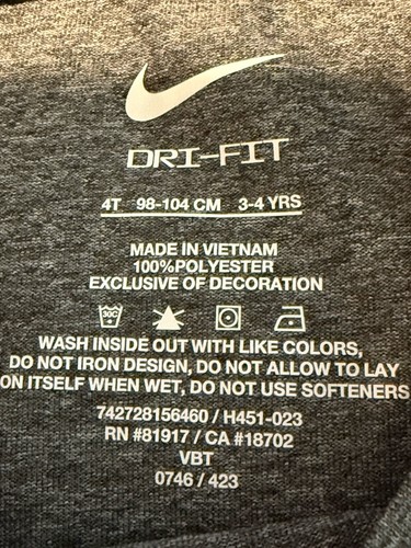 V-Toddler Girls Nike Top & Shorts Set 4t - Picture 5 of 6