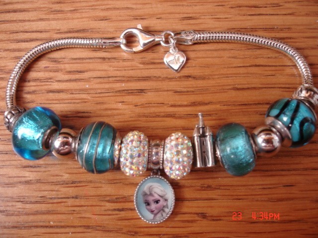 KAY JEWELERS CHARMED MEMORIES DISNEY FROZEN ANNA, ELSA STERLING