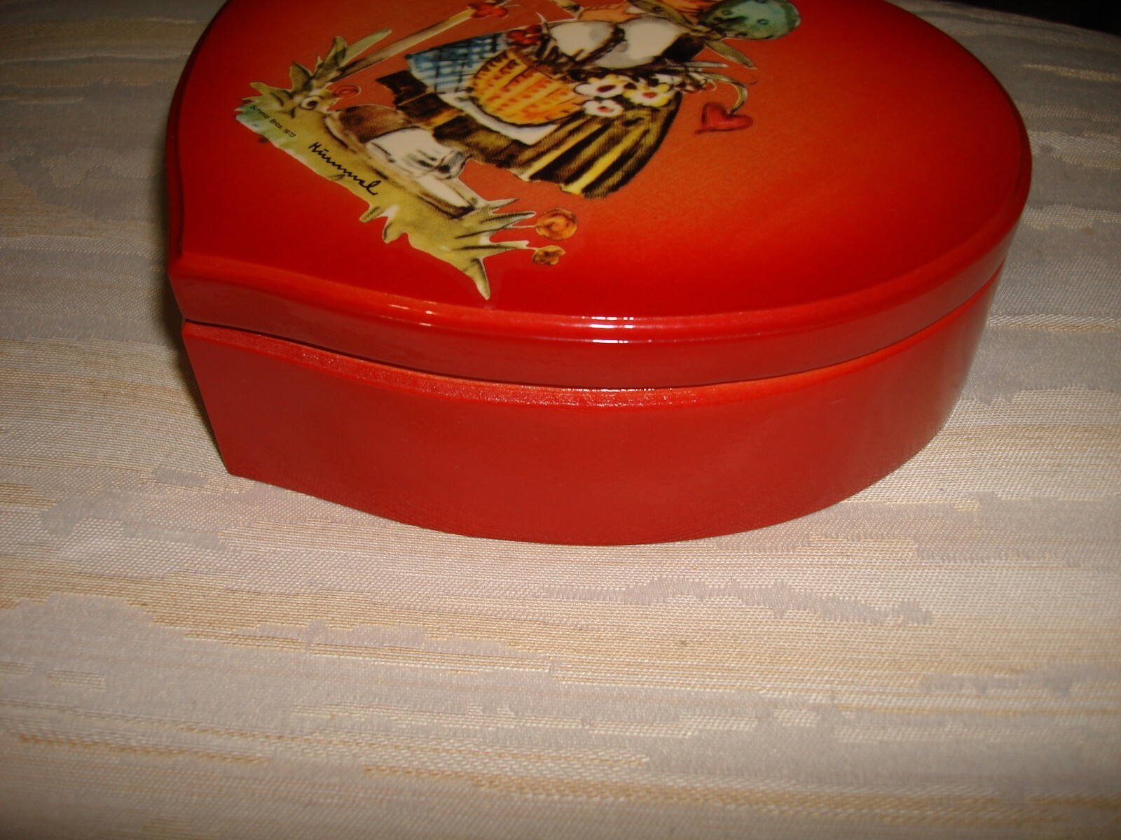 Schmid Brothers 1973 Amlings Flowerland Jewerly Red Wood Heart Italy