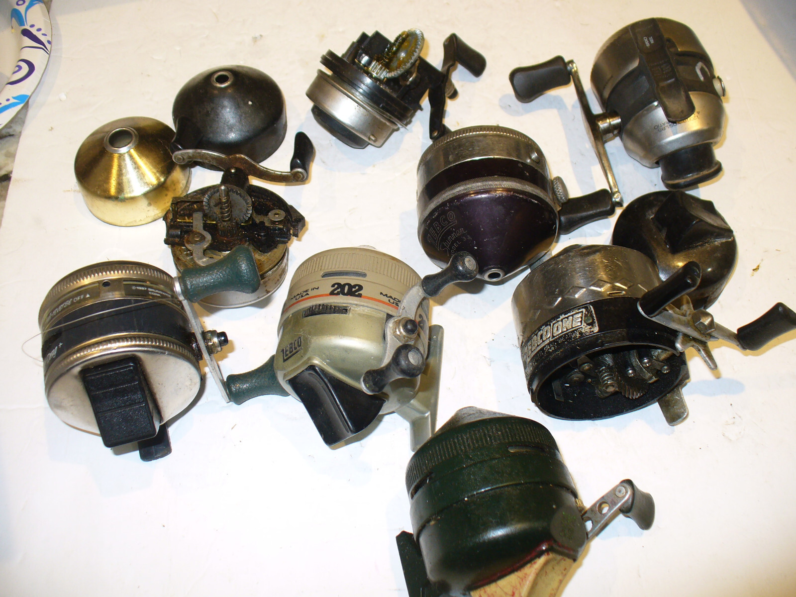 VINTAGE USA ZEBCO REELS AND REPAIR PARTS eBay