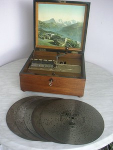 Kalliope Spieluhr Mit 5 Platten 33 6cm Spieldose Music Box With 10 Bells Discs Ebay