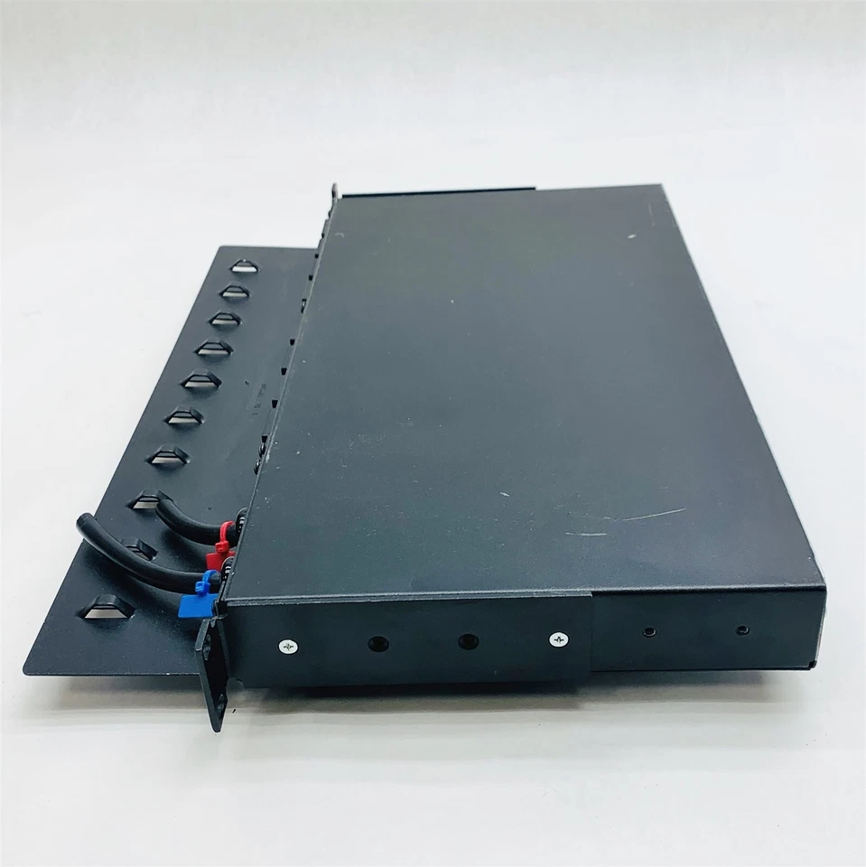 APC AP7750 Automatic Transfer Switch 8-Outlet (w/ AP9617 Management Card) Parts - Image 2 of 4