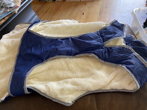 Dog winter coat- large vecomfy poly lined w/ easy on/ blue - Picture 9 of 15
