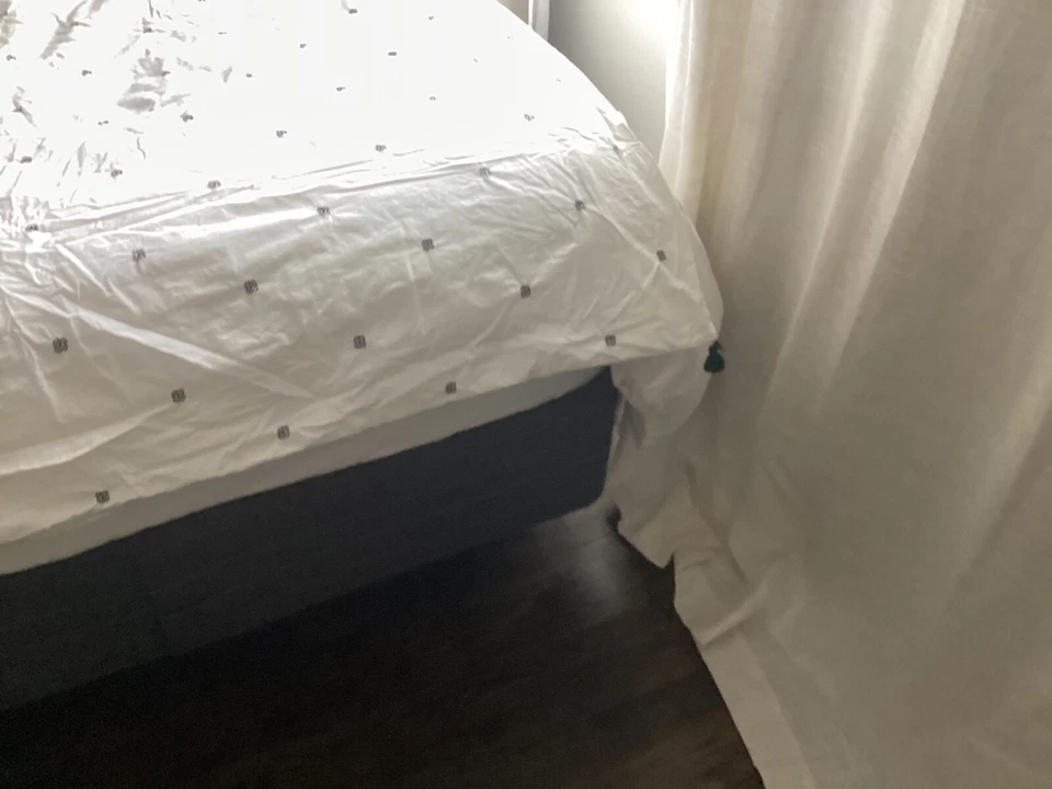 ikea twin black and white duvet covers with shams - Image 3 of 4