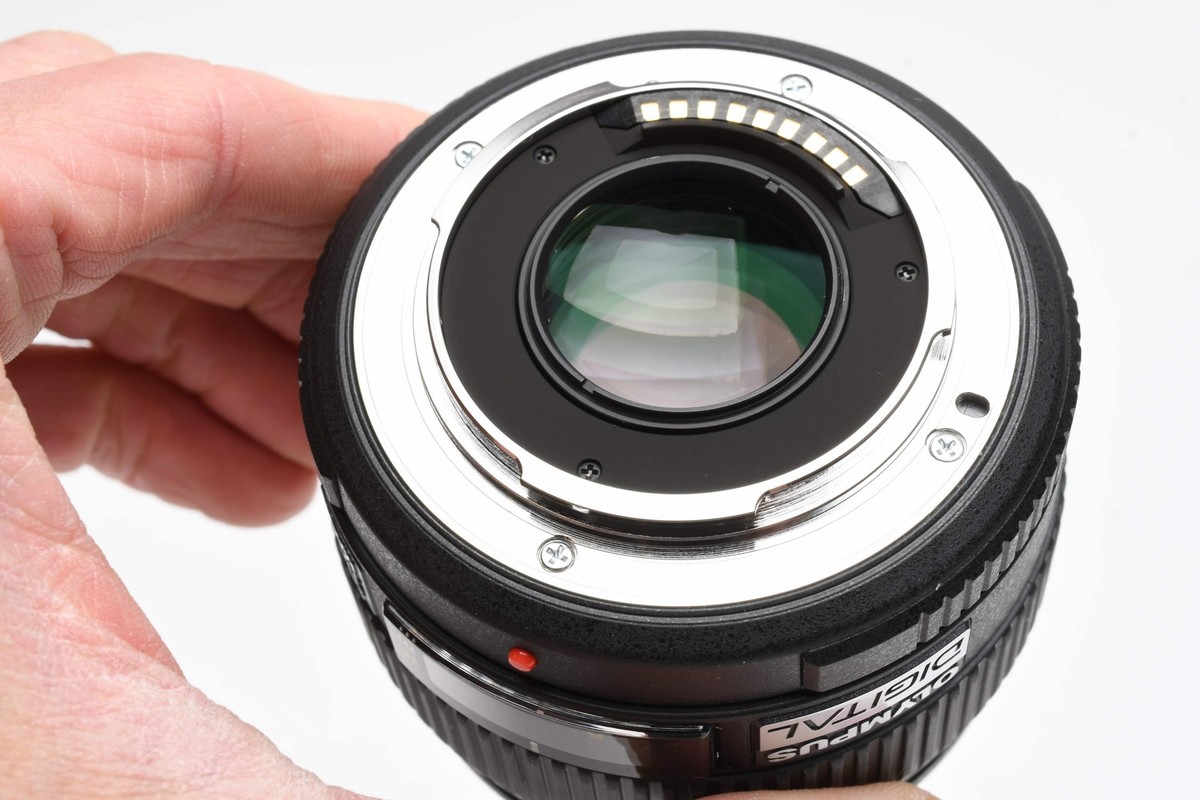 Olympus Zuiko Digital ED 50mm f2 Macro Lens+ UV for Four Thirds