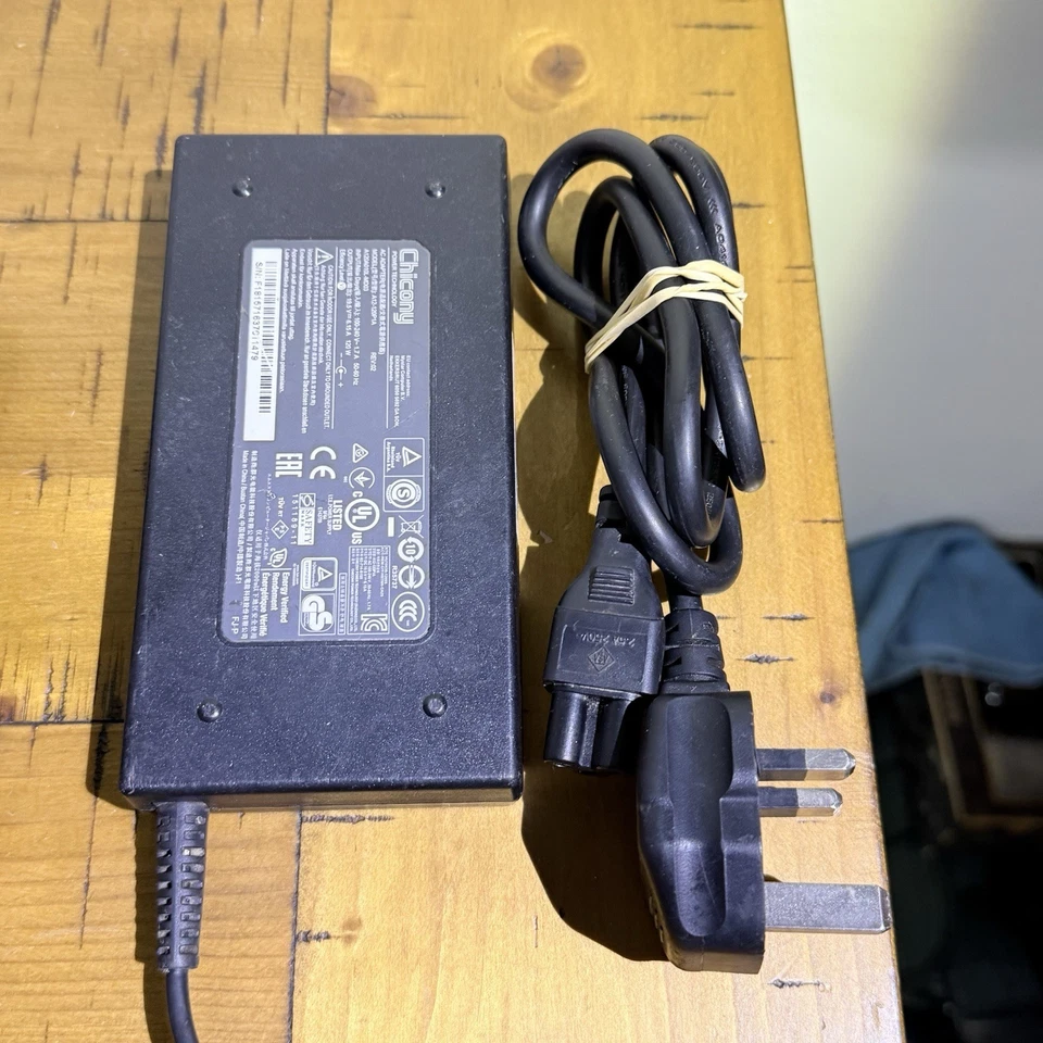 Gaming MSI MS-16J6 15.6 Laptop,Intel Core Laptop Computer - Parts / Repair Only - Image 3 of 4