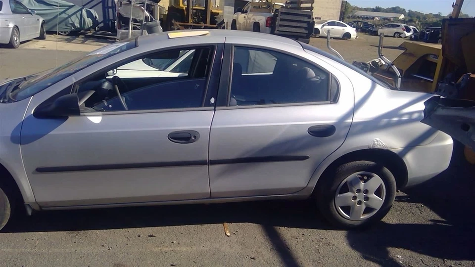 Engine Without Turbo Excluding R/T VIN C 8th Digit Fits 03 NEON 1103222 Foto 3 de 4