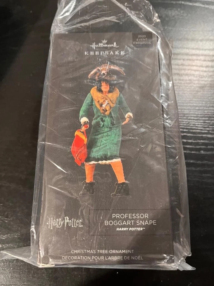 Hallmark Ornament 2020 Professor Boggart Snape Harry Potter SDCC Comic Con