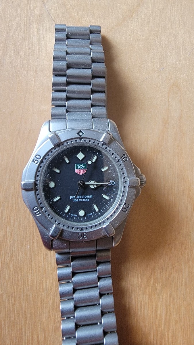 TAGHEUER タグホイヤー WE1210-R プロフェッショナル 楽天市場】【TAG HEUER】タグホイヤー プロフェッショナル200m