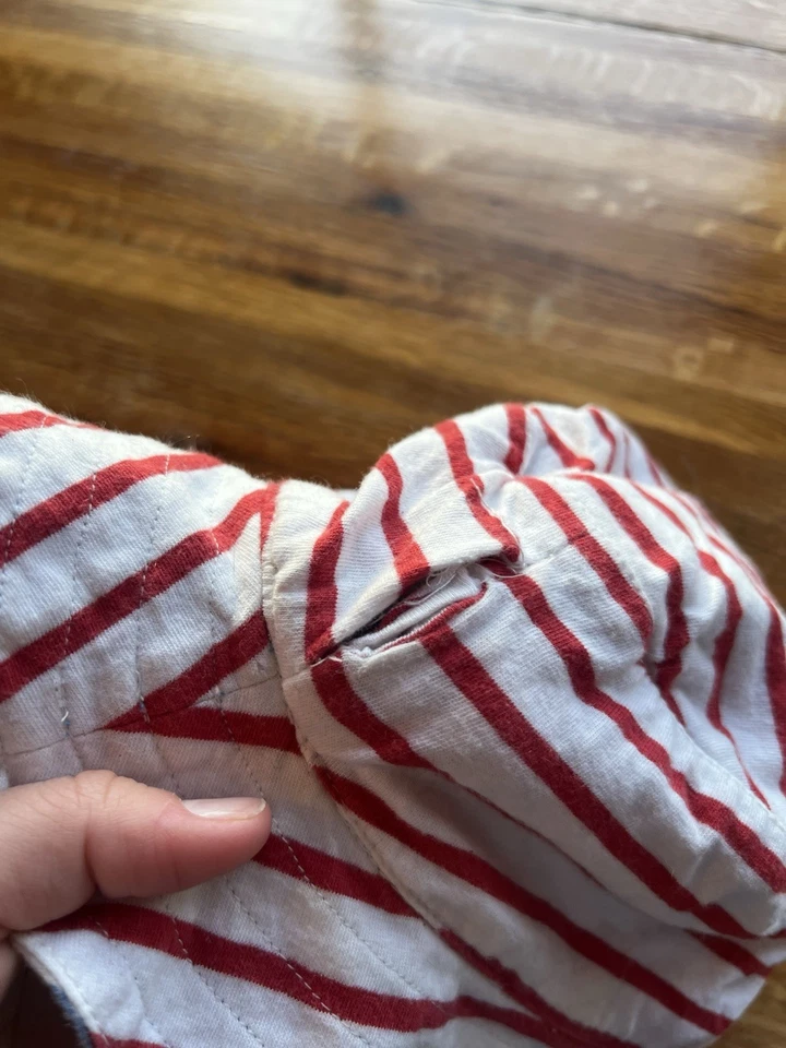 Sombrero de sol reversible con estampado Mini Boden defectuoso* Foto 3 de 3