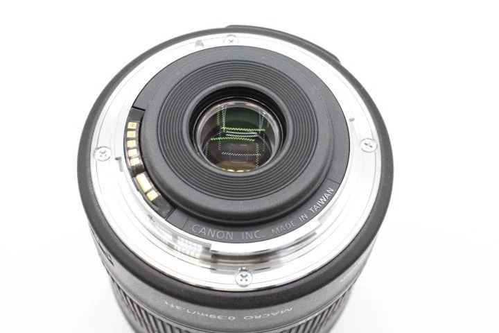 Canon Standard Zoom Lens  EF-S18-135mm F3.5-5.6 IS STM 780013 - Image 3 of 4