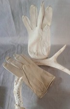 Vintage Off White Van Realte Real Kid Leather Gloves  SIZE 7 
