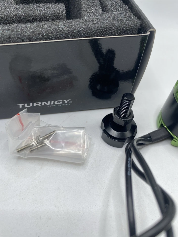 Turnigy Multistar 2814-700kv 14 Pole Multi-Rotor Outrunner V2 - Image 4 of 4