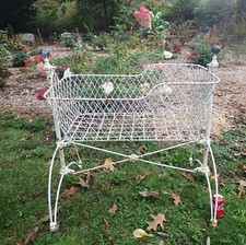 ANTIQUE CHIC FLOWER GARDEN HOME PLANT BOX CAST IRON BABY CRADLE BASSINET SWING
