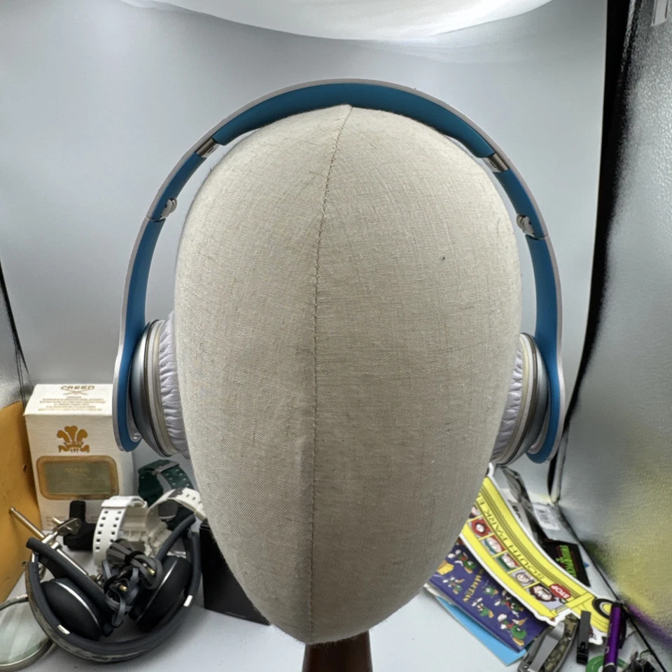 Futura x Beats by Dre Solo HD Wired Headphones Limited Edition Artist Series - Image 2 of 4