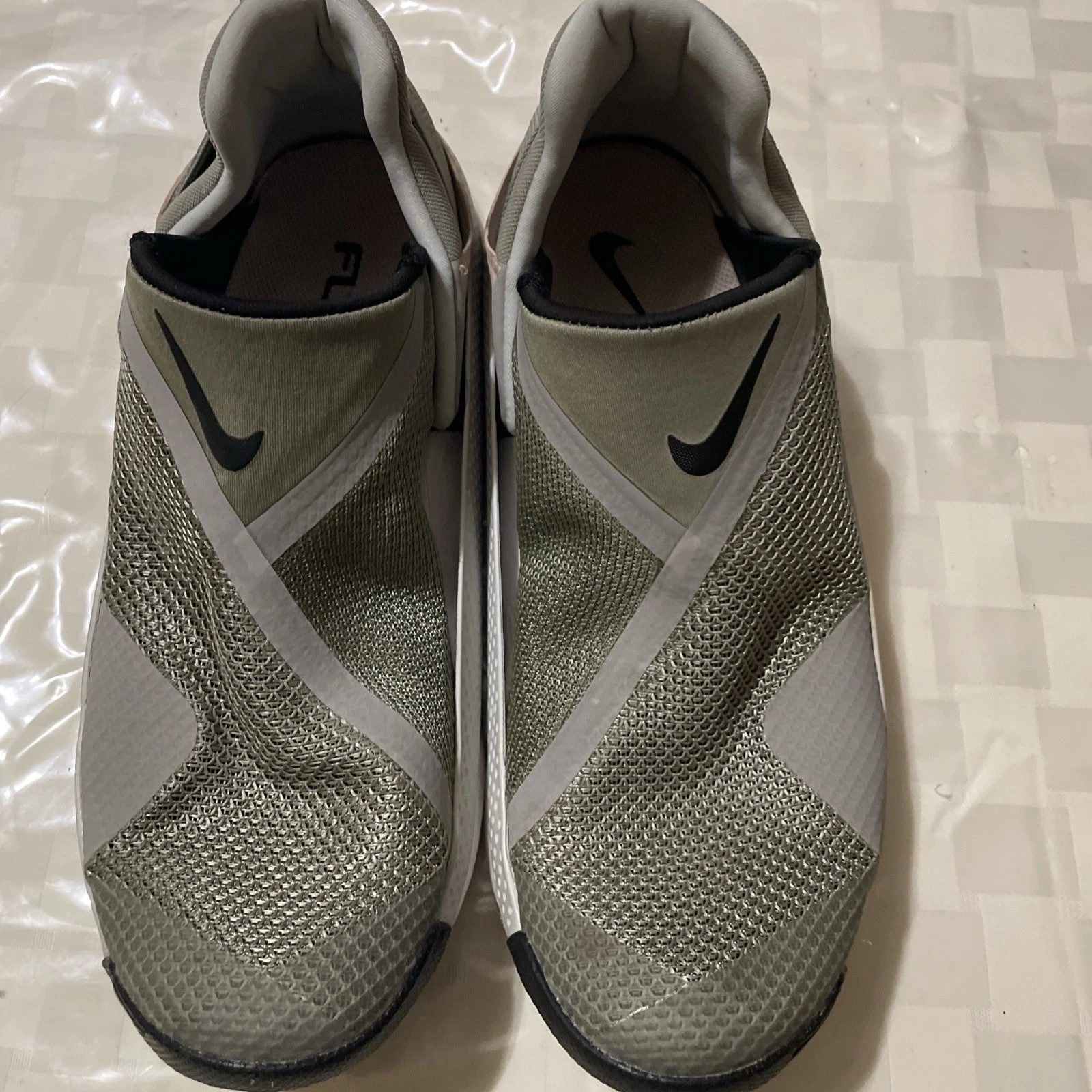 Nike Go FlyEase Slip On Shoes Light Army CW5883-300 Size Mens Sz 8.5