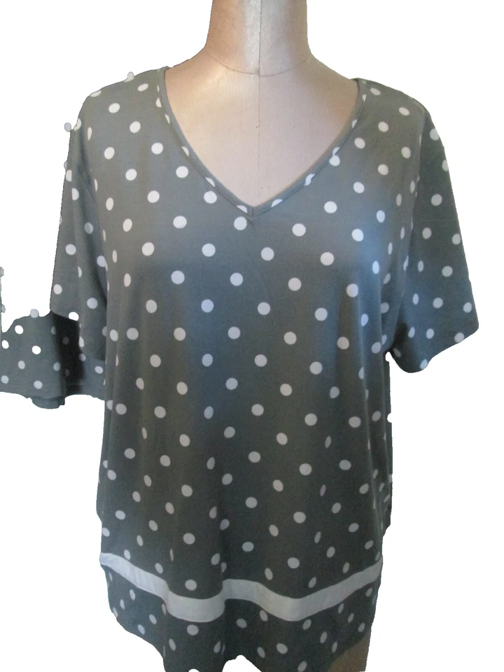JONES NEW YORK GRAY/WHITE POLKA DOT 2 PC CROPS & TOP PJ SET SZ L EXC COND! - Image 3 of 4