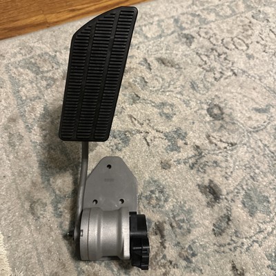DuraMax Diesel Electronic Throttle Pedal Assembly OEM. 