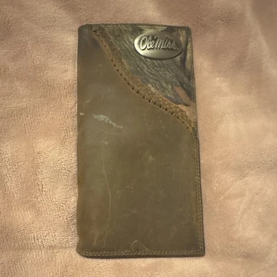 ZEP-PRO Ole Miss Camo 三折钱包棕色标志口音信用卡插槽 — 第 1/3 张图片