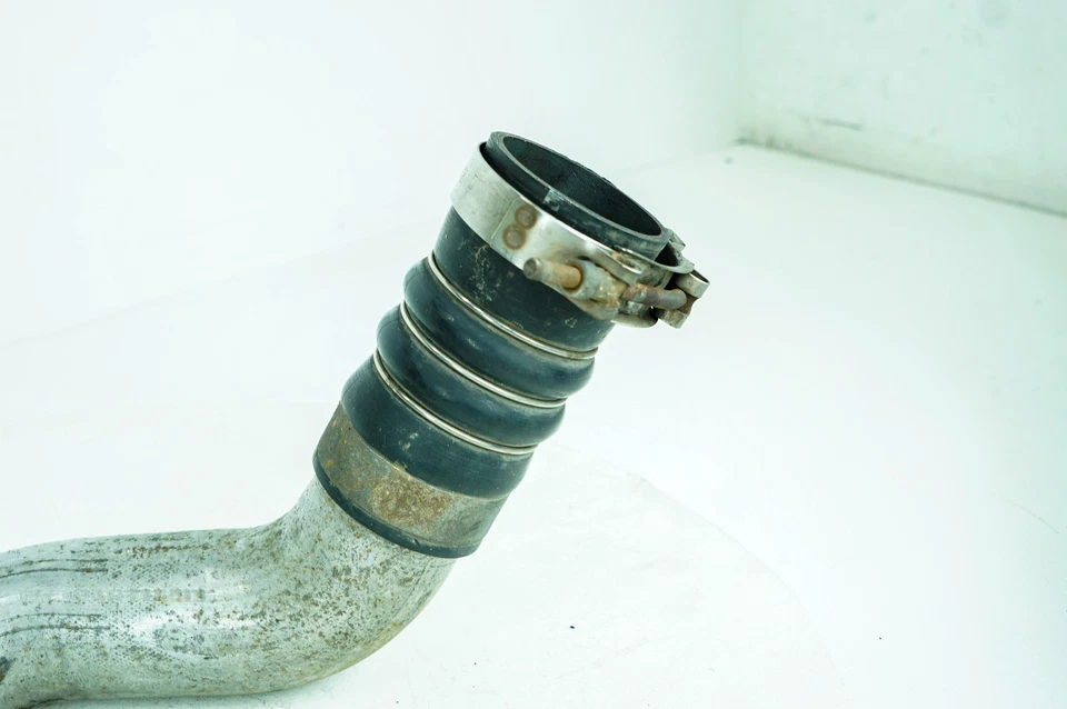 16-19 Nissan Titan XD OEM 5.0l Diesel Intercooler Outlet Hose Pipe 5116 - Image 2 of 4