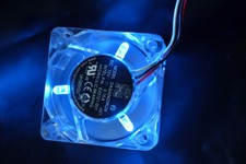 AVC 40mm Crystal 40x40x20mm DC12V 3Pin Blue LED Transparent Fan Intel Part 