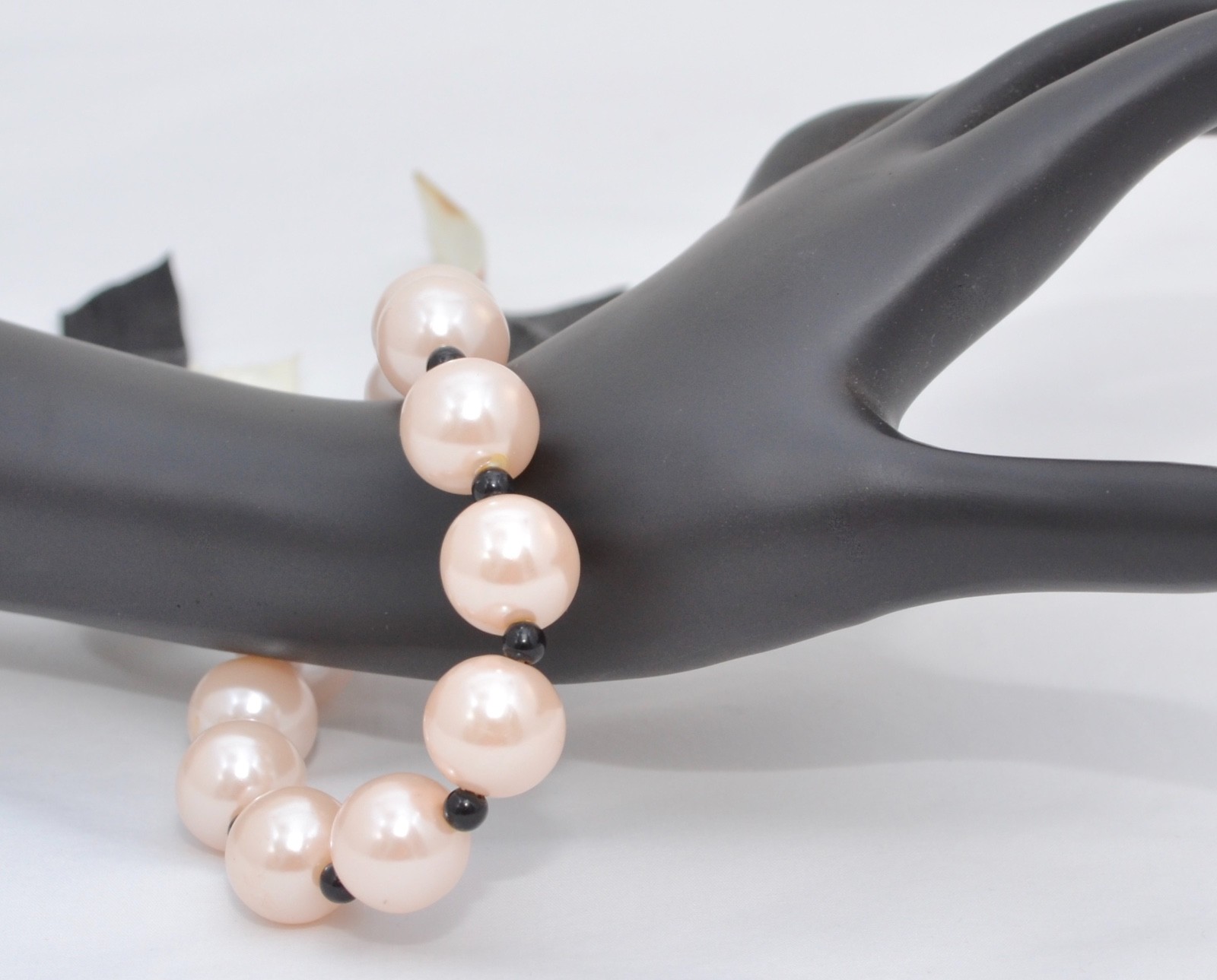 Elegant Pale Pink & Black Faux Pearl Stretch Bracelet-image