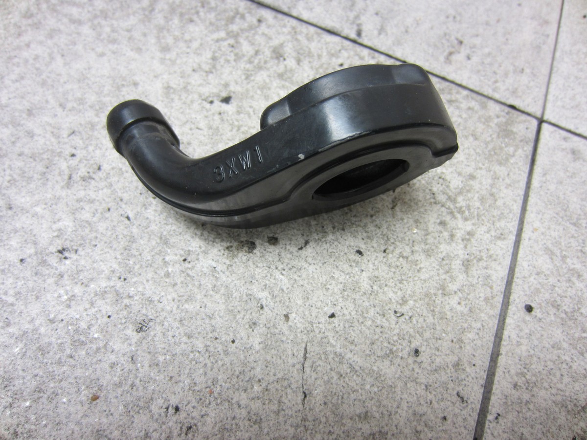 98 KAWASAKI NINJA ZX9R ZX900C OEM THROTTLE CABLE LINE HOUSING