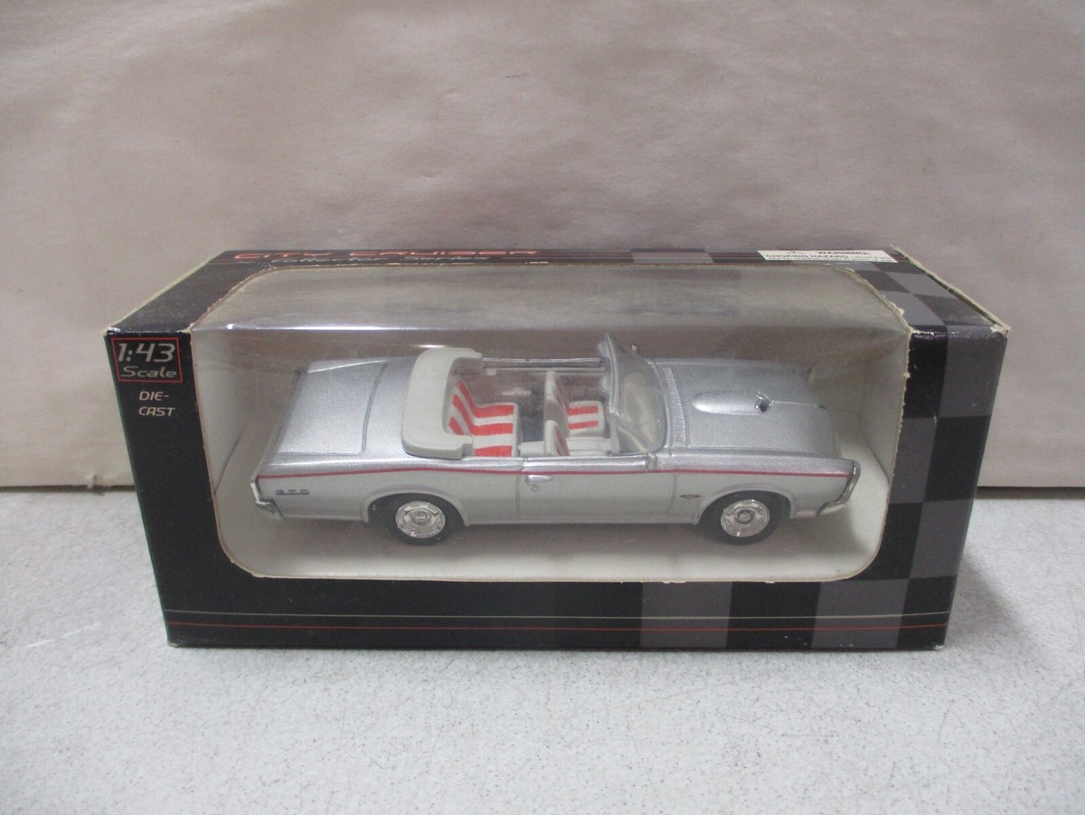 City Cruiser Collector Chevrolet Corvette Stingray 1 43