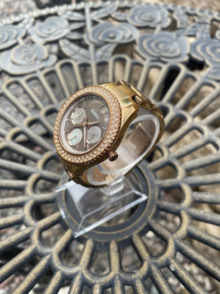 Reloj para dama Stella multifunción esfera bronce tono oro rosa FS3502 Foto 2 de 2