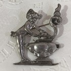 Vintage Pewter Cherub Big Steam Hot Cooking Pot  Brooch Pin  Victorian Nice — photo 9