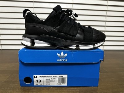 adidas Twinstrike ADV Stretch Leather Black & White Men s Sneaker Size 10