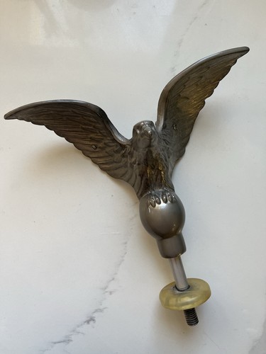 Vintage Bald Eagle Metal Flagpole Topper Statue  Ornament