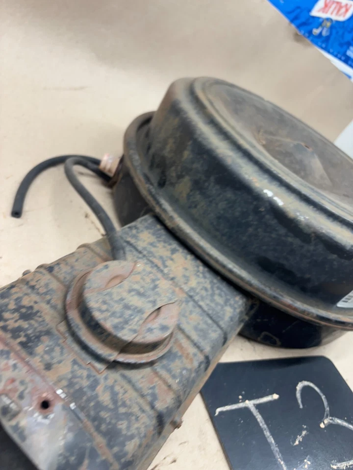 1984 85 86 87 88 CHEVROLET GMC TRUCK 454 7.4L OEM AIR CLEANER FILTER ASSEMBLY OE - Image 3 of 4