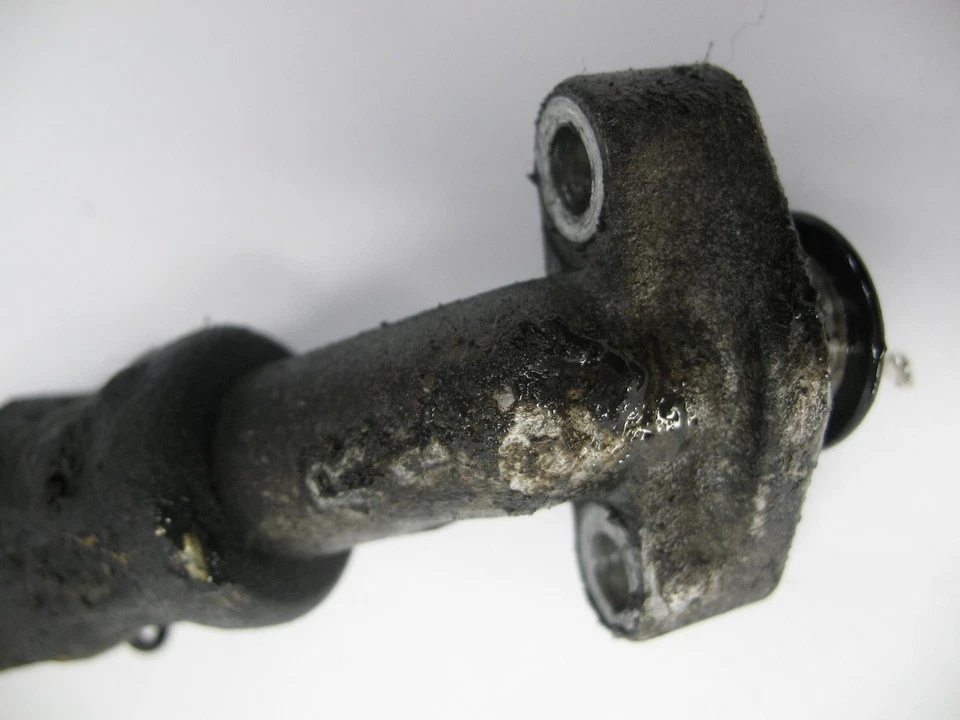 Honda CB900 F 1982 Super Sport línea de enfriador de aceite derecho  Foto 2 de 4