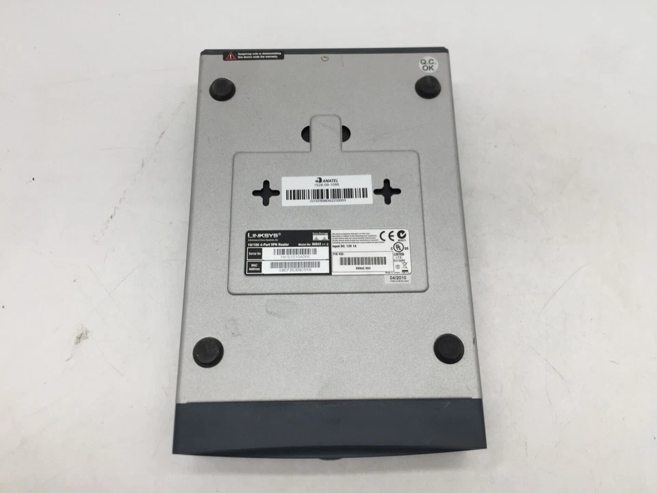 Cisco Linksys RV042 10/100 4 Port Dual WAN VPN Router UNIT ONLY FREE S/H - Image 4 of 4