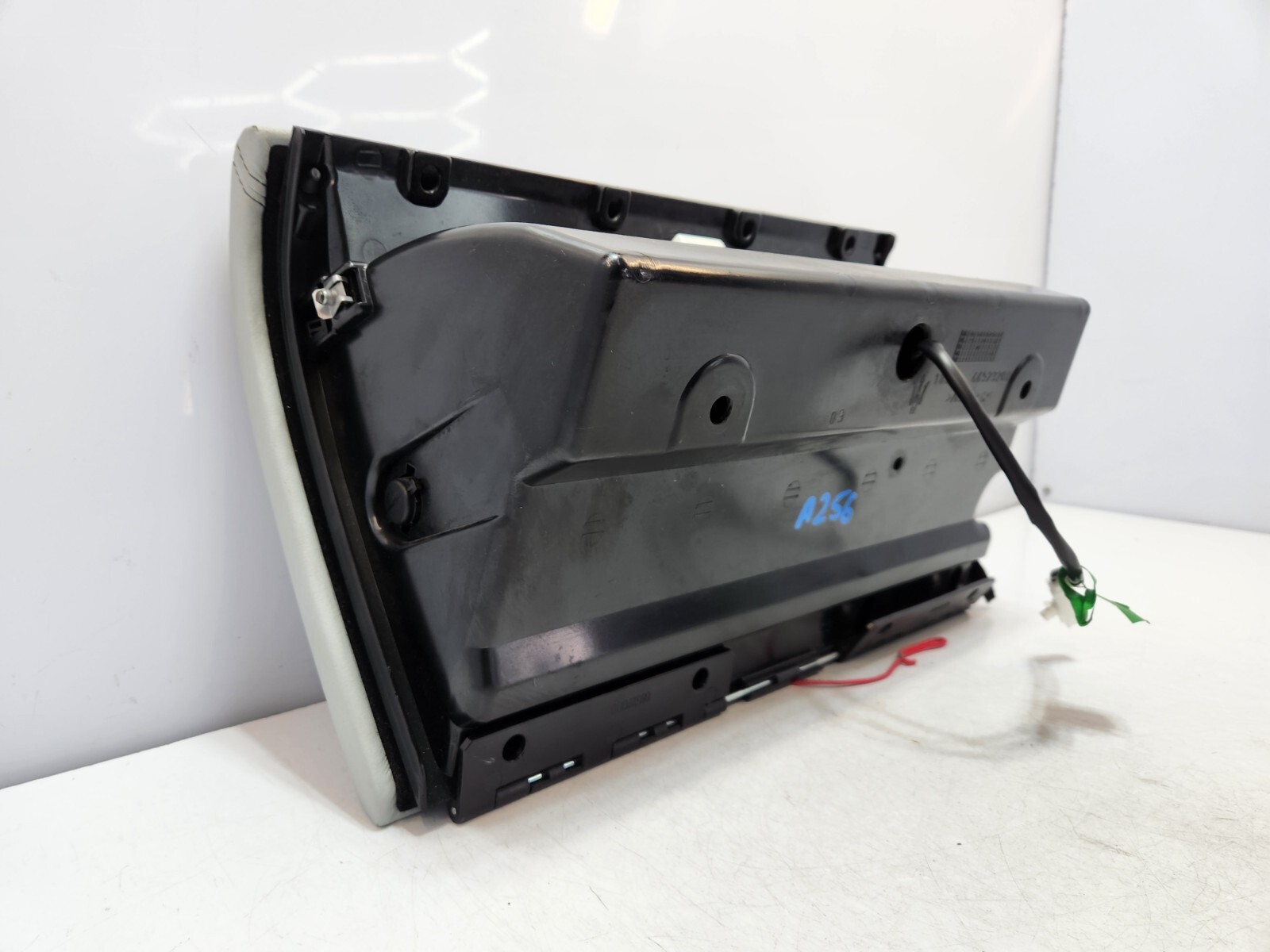 ✅ 03-08 OEM Maserati Quattroporte M139 Glove Box Storage Compartment Gray Assy