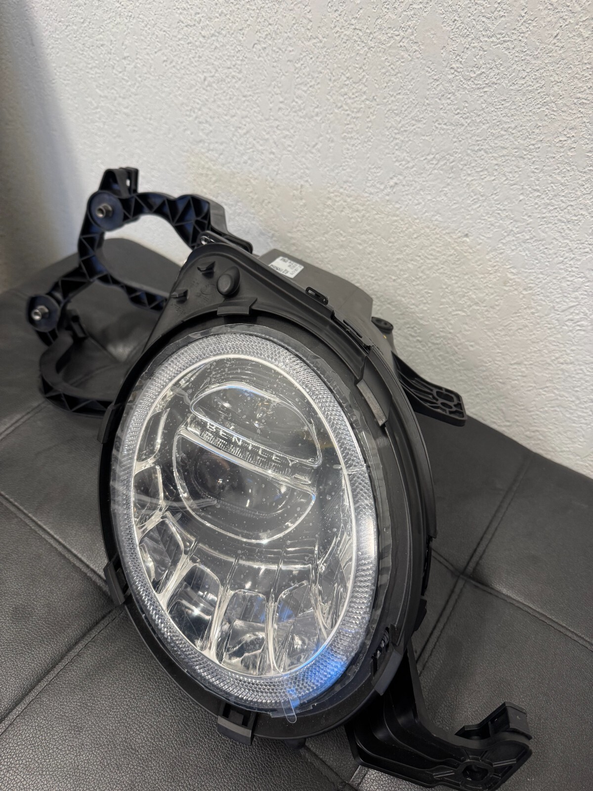 2017-2019 Bentley Bentayga Right Side Headlight (Passenger Side)