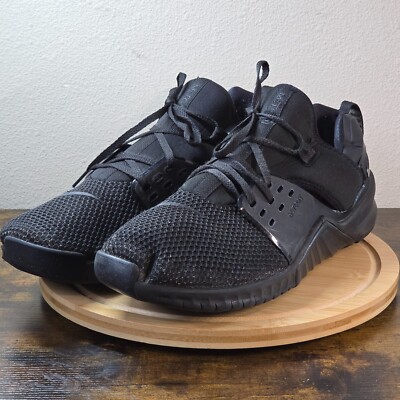 nike metcon triple black